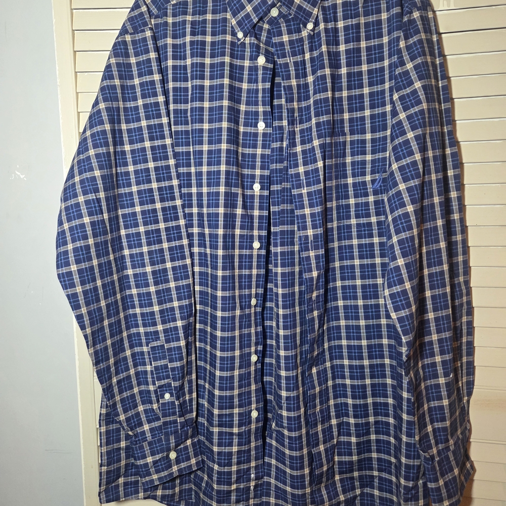 Nautica Navy and White Plaid Men's Shirt